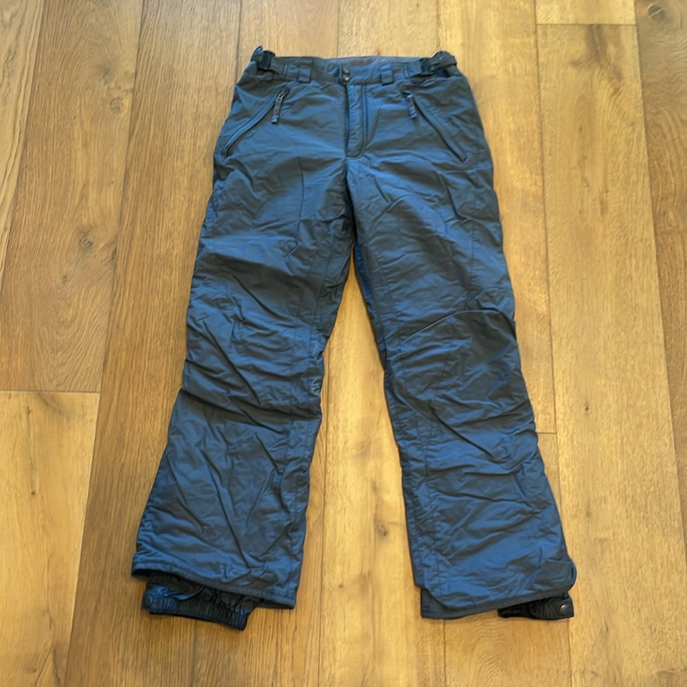 Columbia Omni-tech women’s snow pants size M in gray